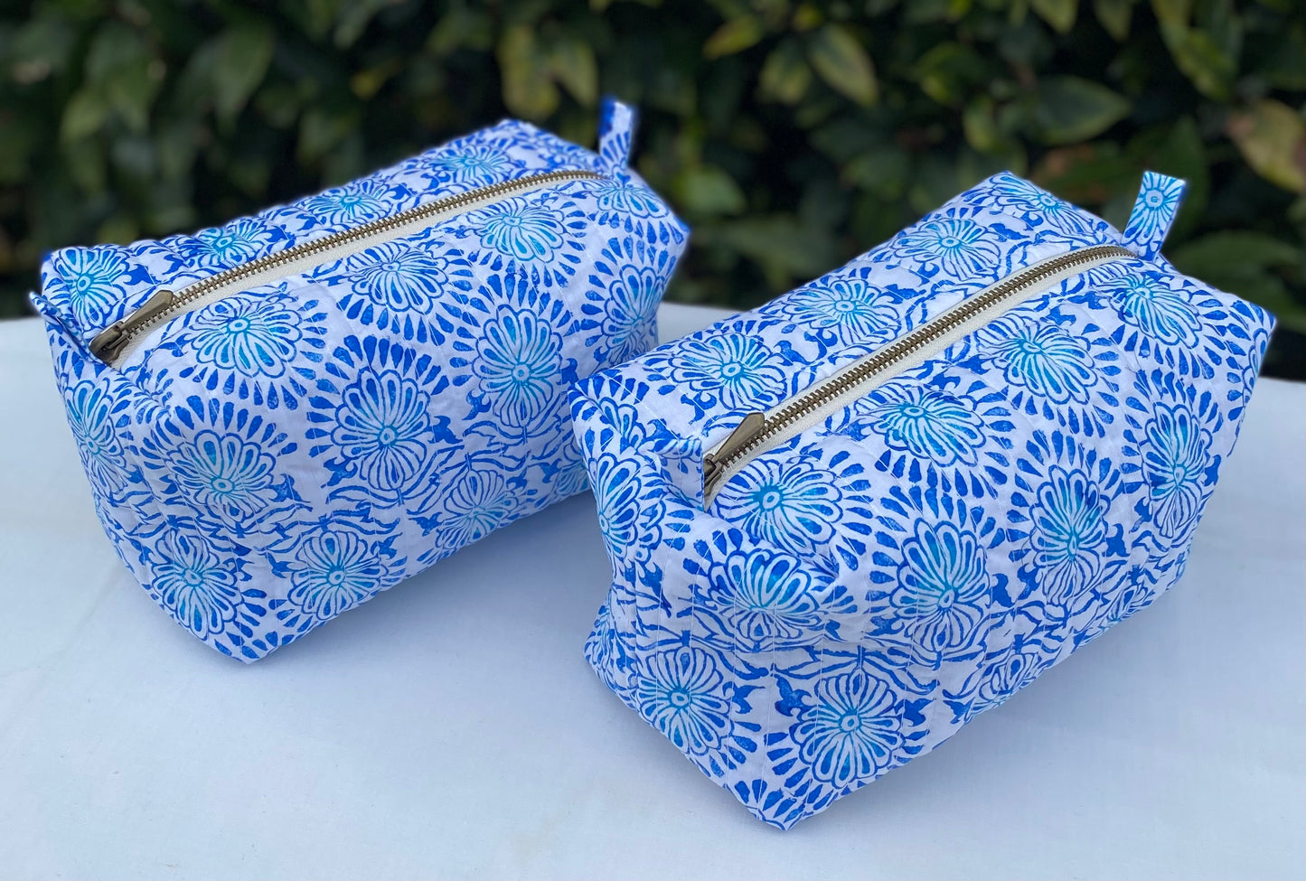 Blue wildflower wash bag