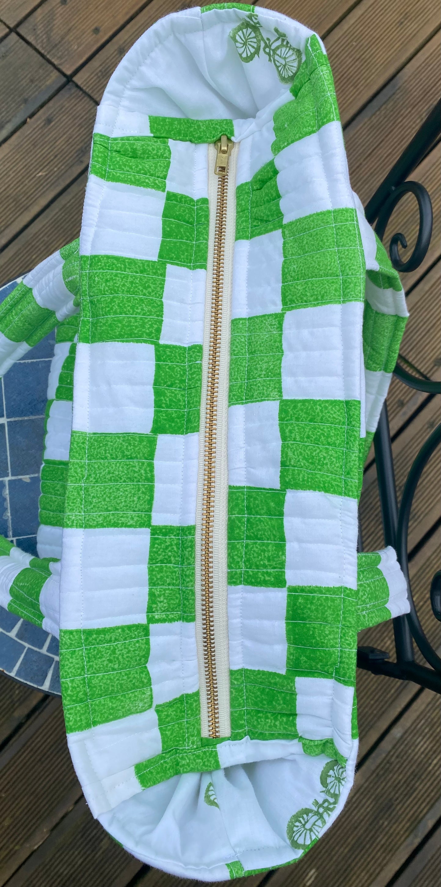 Block check print quilted tote bag - green