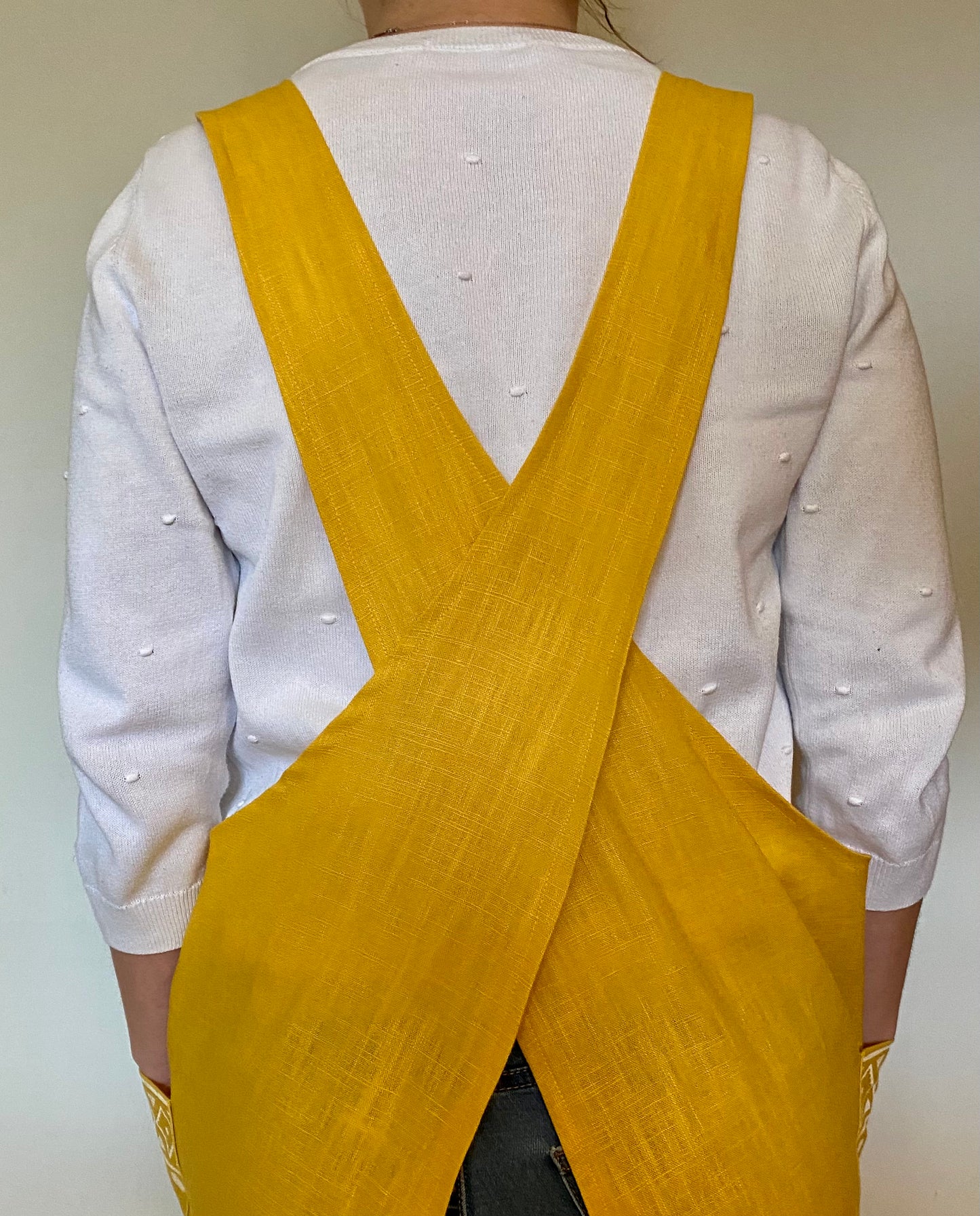 Linen cross back apron