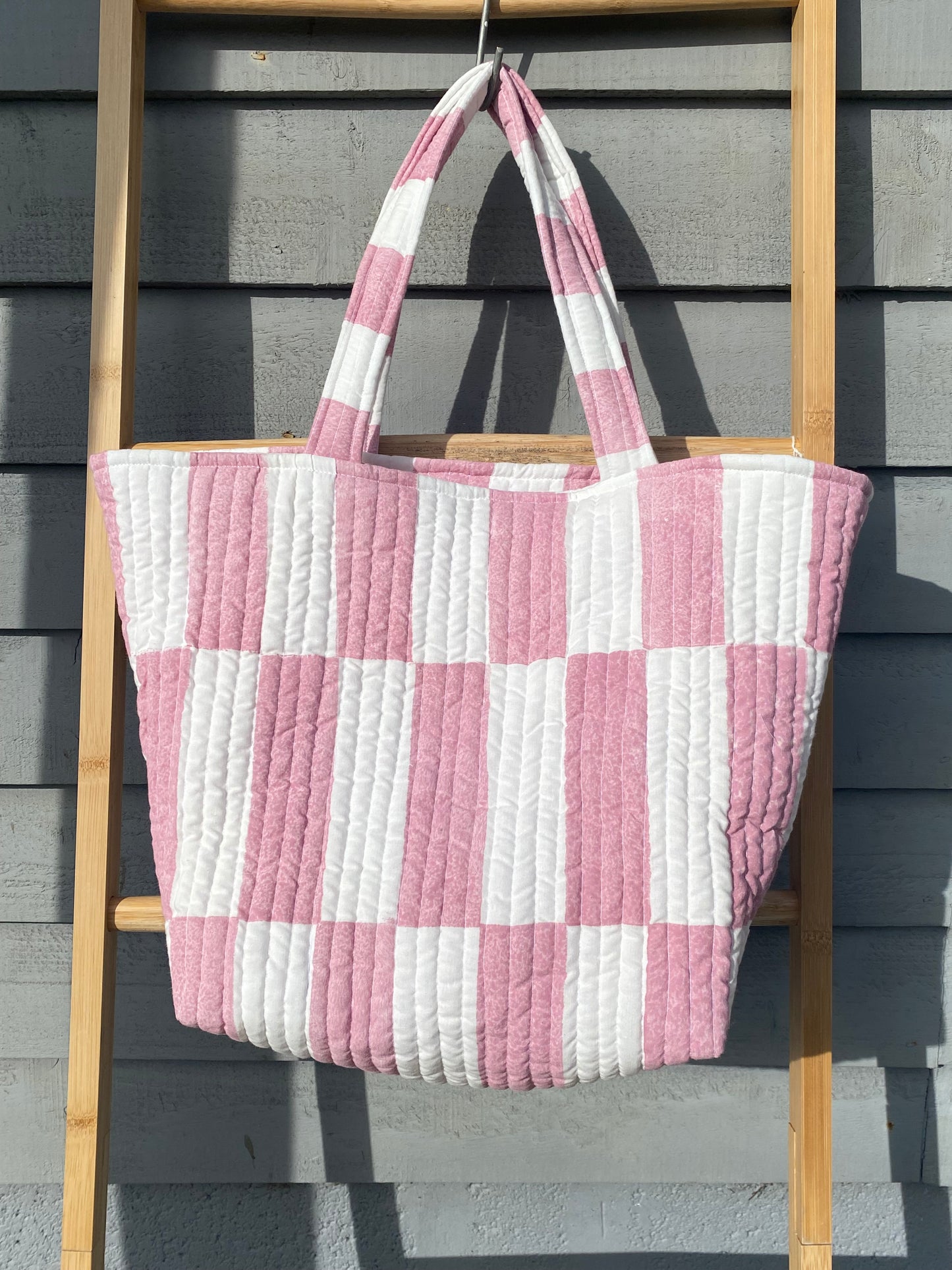 Block check print quilted tote bag - pink