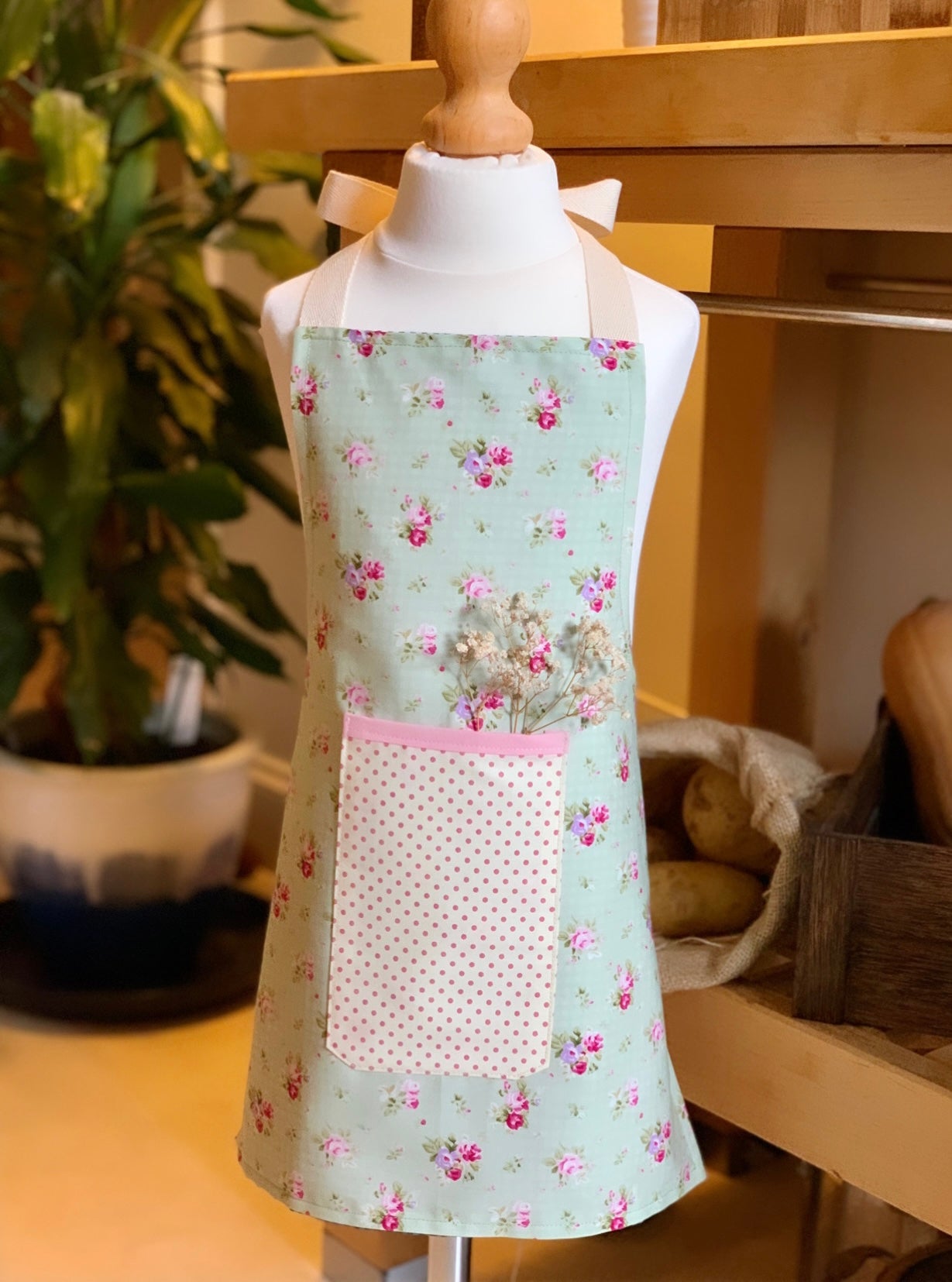 Rosie - children’s apron